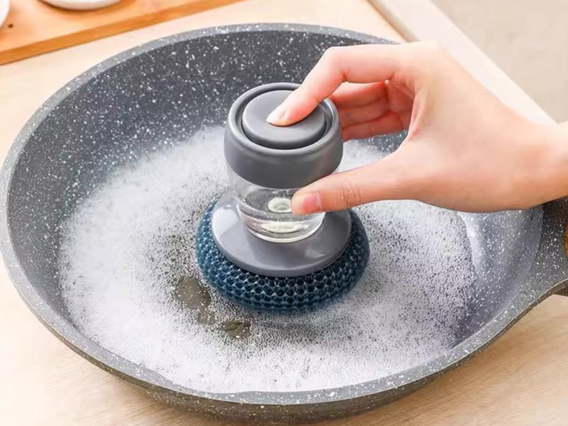 Soap-Dispensing Dish Scrubber gallery 08
